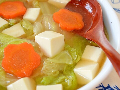 豚の角煮の茹で汁「remake」白菜と豆腐のスープ